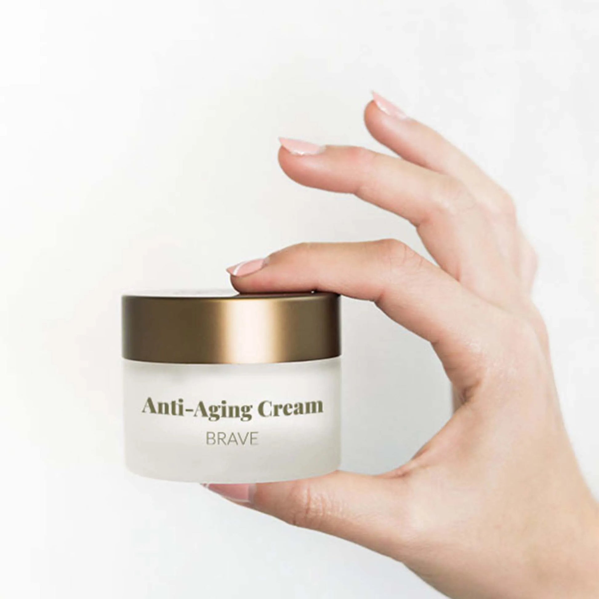 Brave -CBD Anti-Aging Cream ja Retinoil yhdellä kädellä